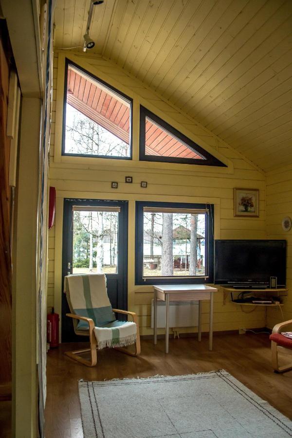 Cottage Kesaeranta Kumia エクステリア 写真