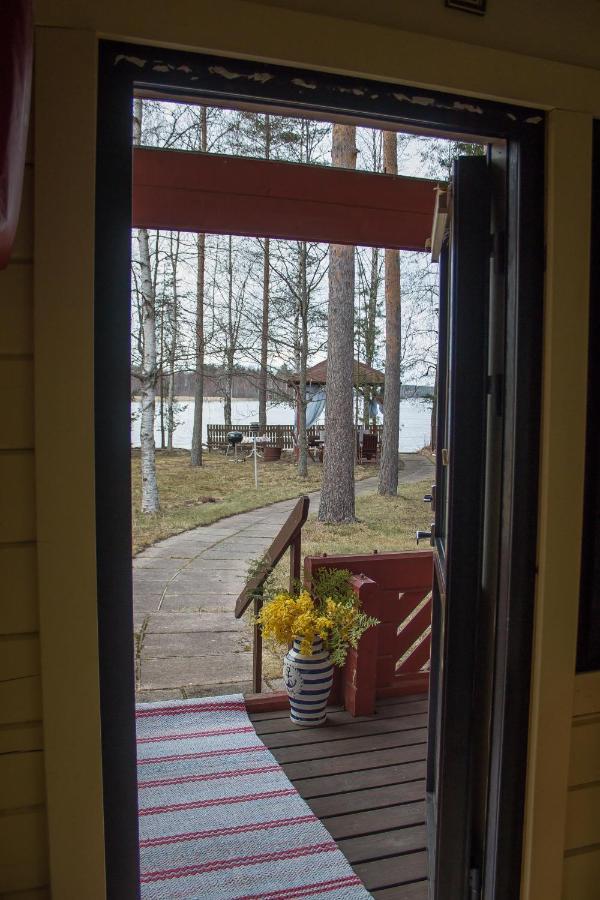 Cottage Kesaeranta Kumia エクステリア 写真